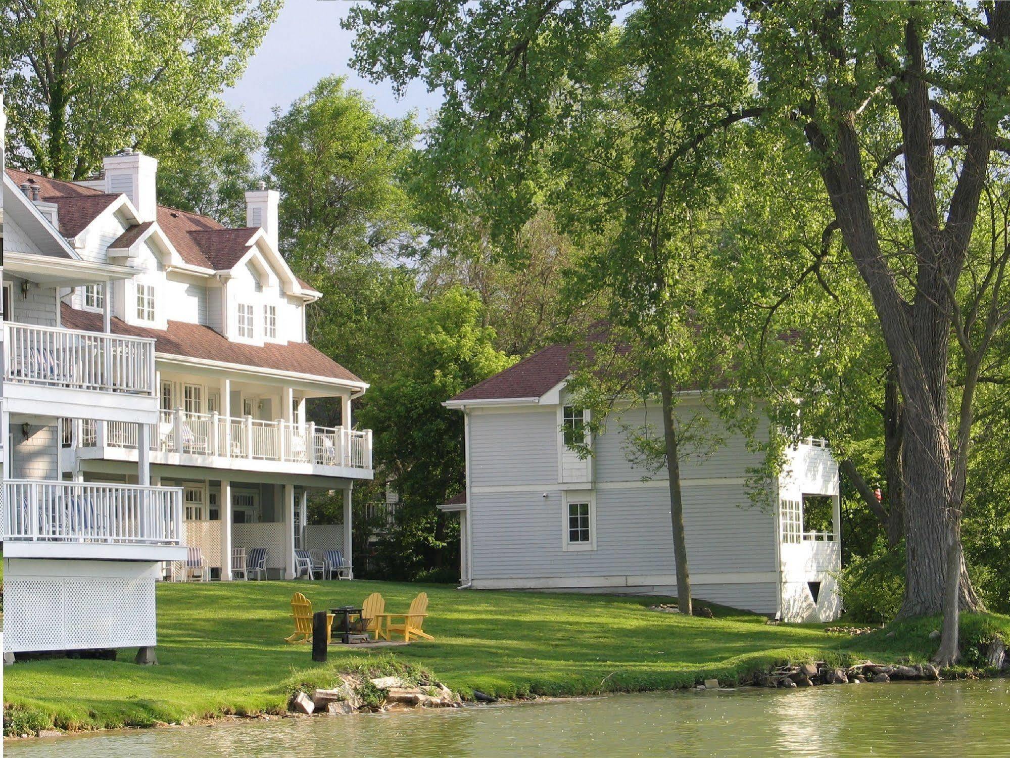 The French Country Inn Lake Geneva Exterior photo